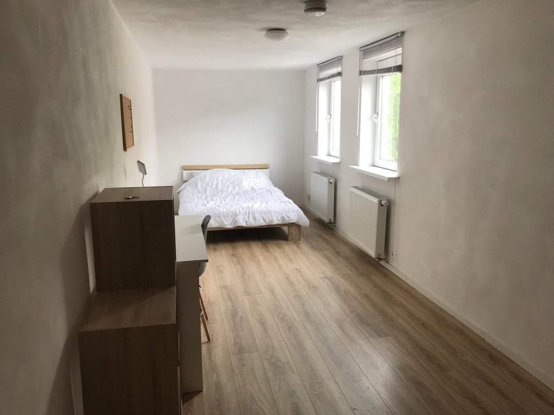 Zimmer Bisschopstraat, Enschede - Zu Vermieten