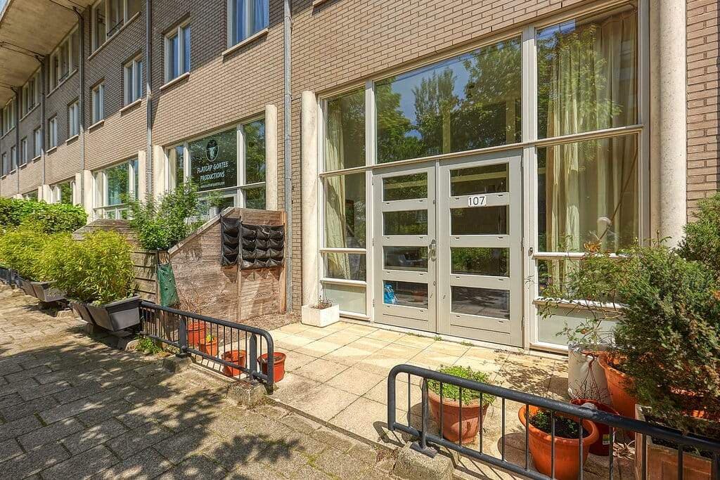 Tripstraat 19, Den Haag - Double-Storey Apartment