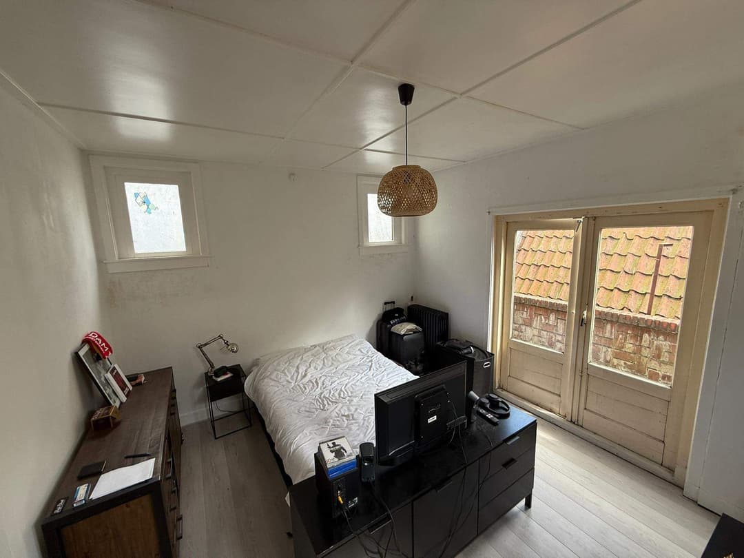 Unfurnished Room Naauw, Leeuwarden - For Rent