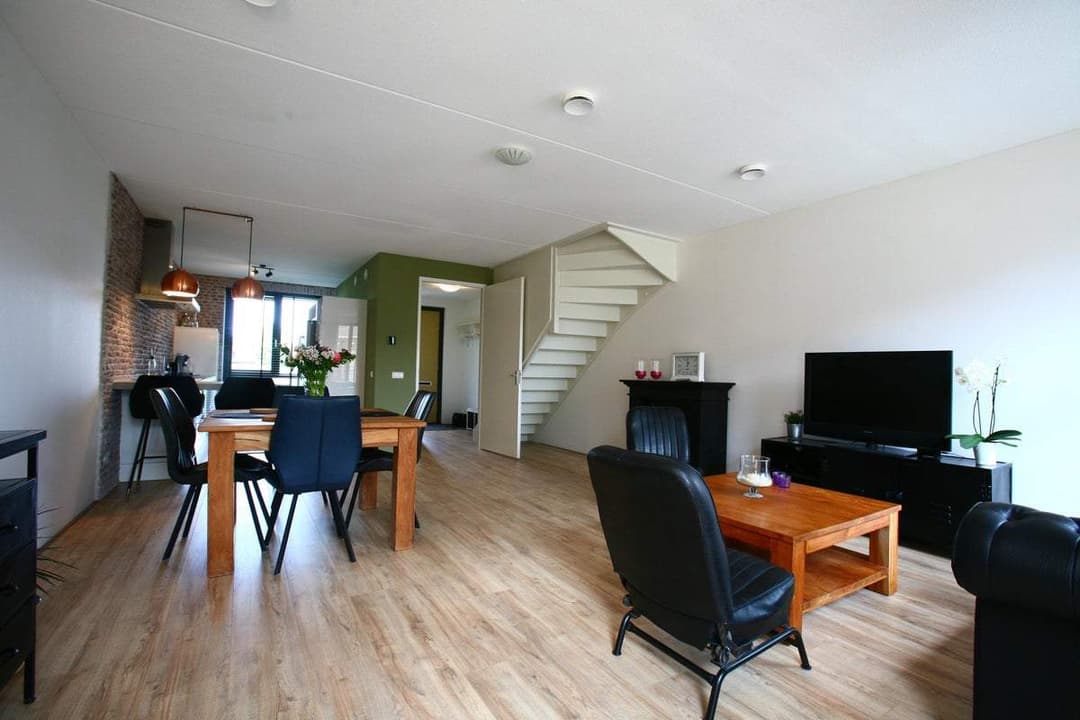 House Hagesteinstraat, Zoetermeer - For Rent