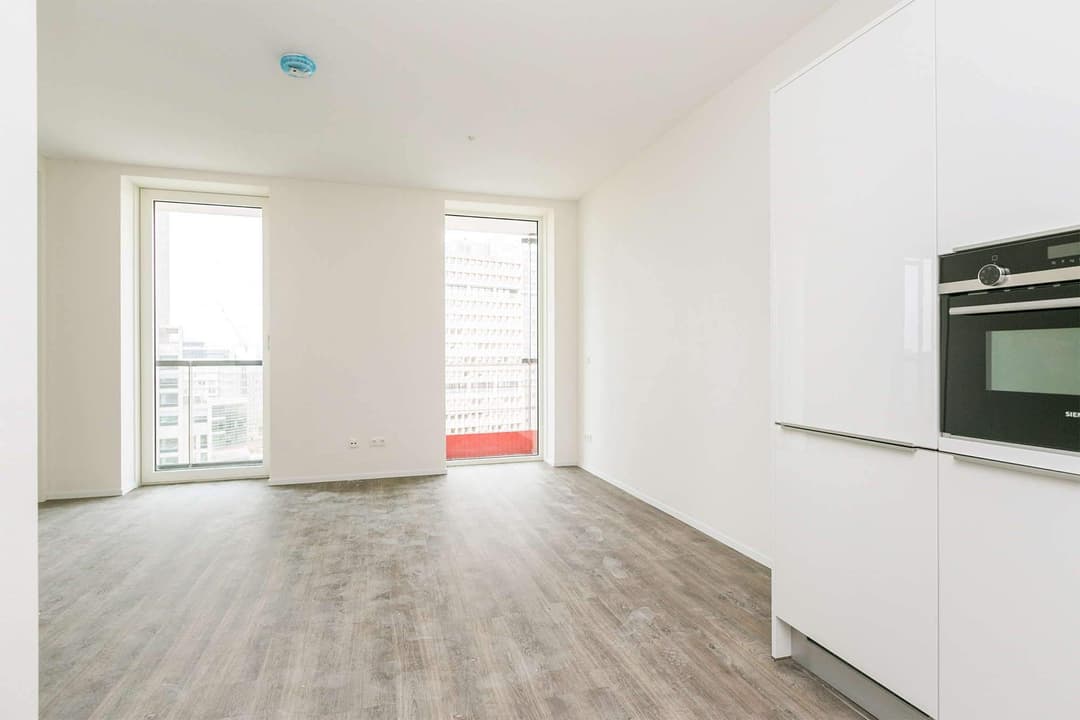Appartement Julianaplein 22 B, Amsterdam - Te Huur