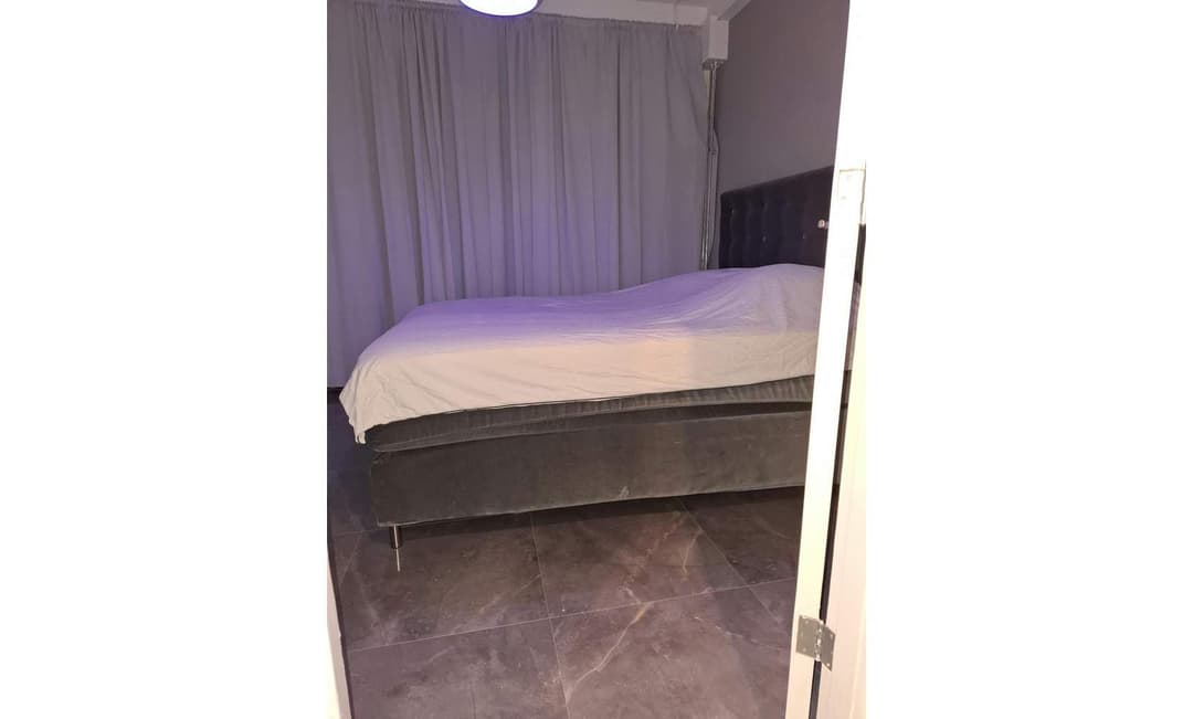 Room in Willem Barentszstraat, Dordrecht - For Rent