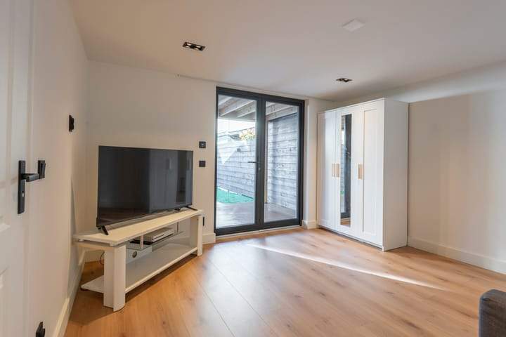 Hamerstraat 22, Bussum - Halfvrijstaande woning te huur