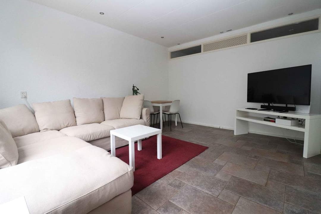 Flat Meyenhage 338, Rotterdam - Te Huur