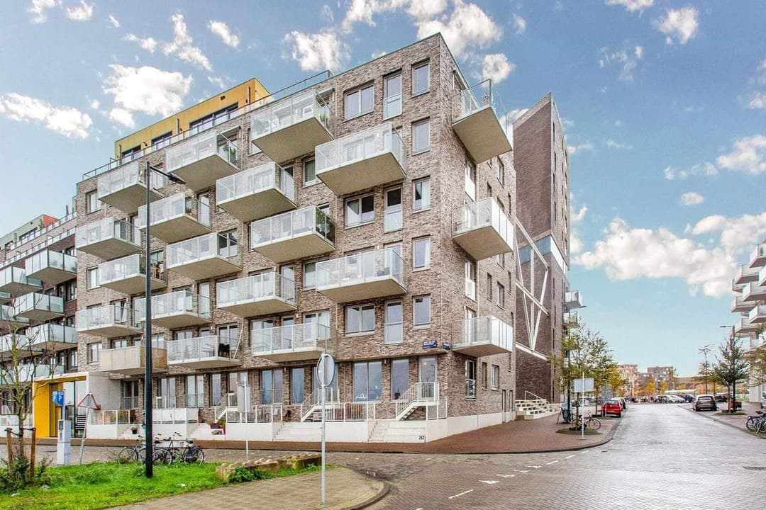 Flat Mary van der Sluisstraat 312, Amsterdam - For Rent