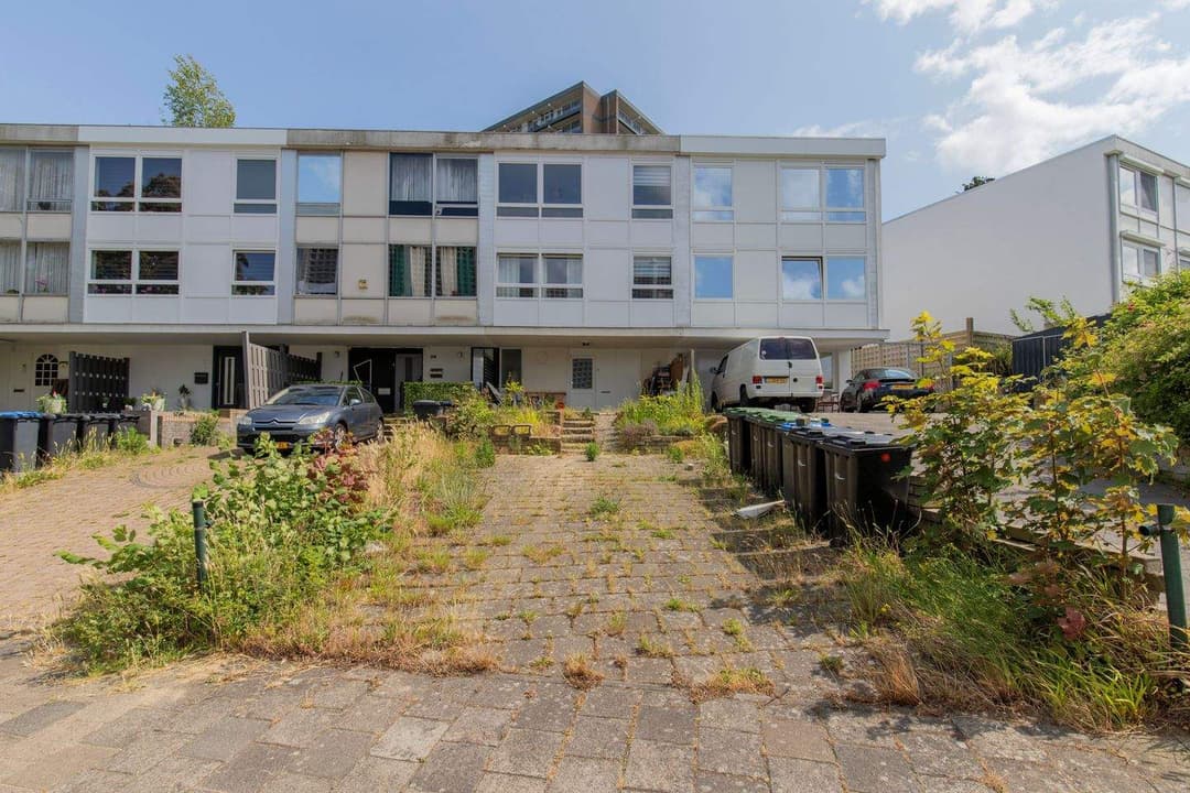 Flat Navolaan 56, Heerlen - For Rent