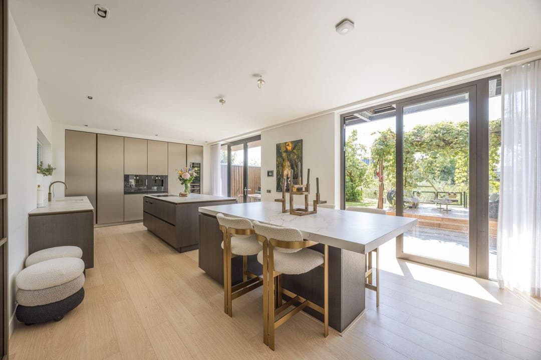 Villa Mattenbiesstraat 140, Amsterdam - For Rent