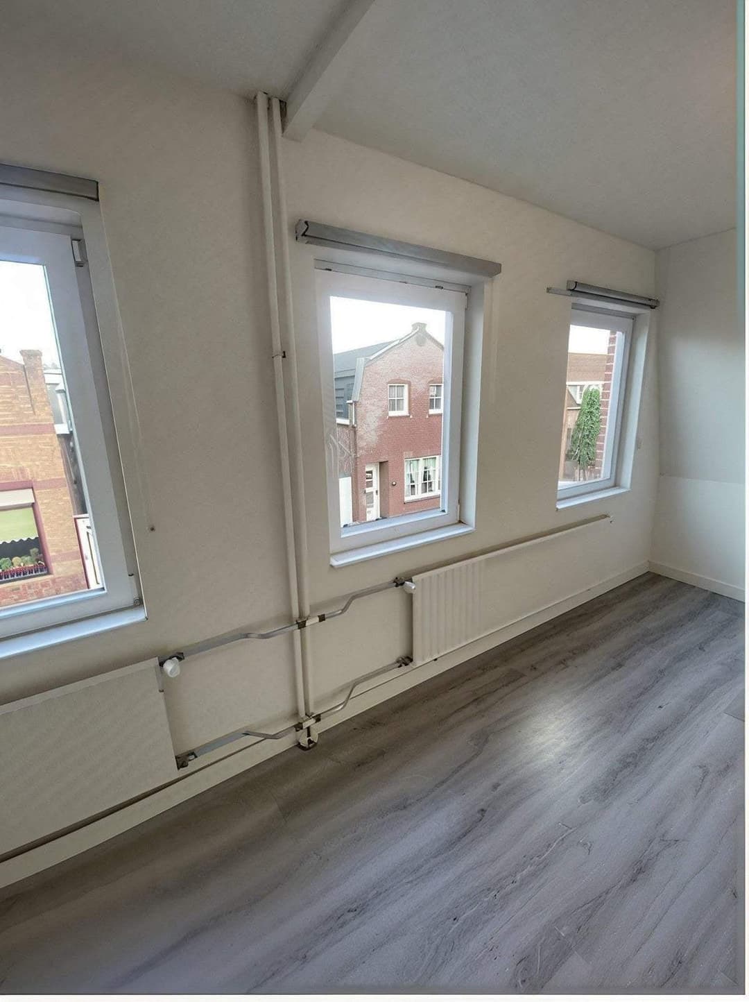 Zimmer Jozef Israëlsstraat, Tilburg - Zur Miete