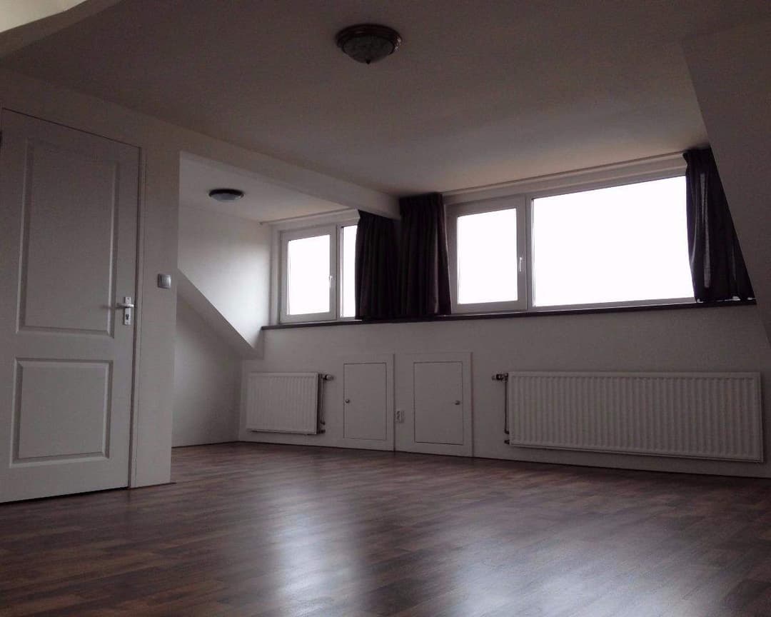 Chambre au grenier, Lage Witsiebaan, Tilburg