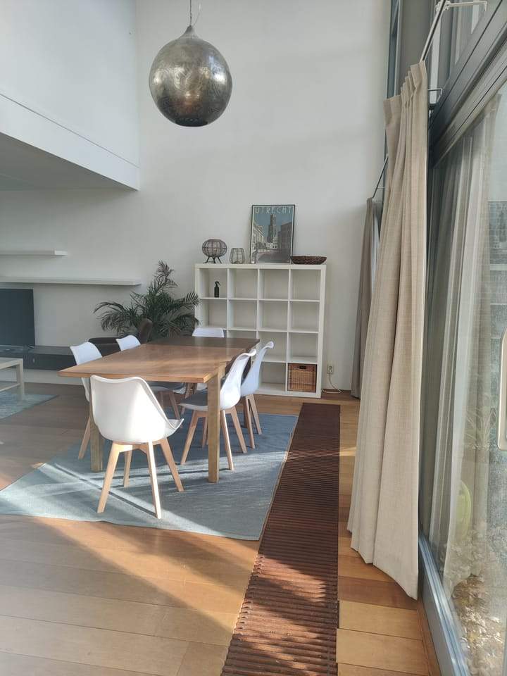 5-bedroom house in Utrecht Terwijde-West - For Rent