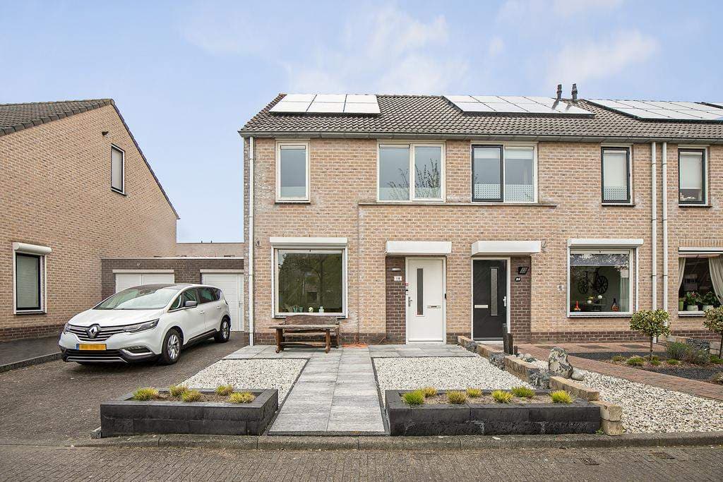 House Leeuwerikenstraat 18, Goes - Te Huur