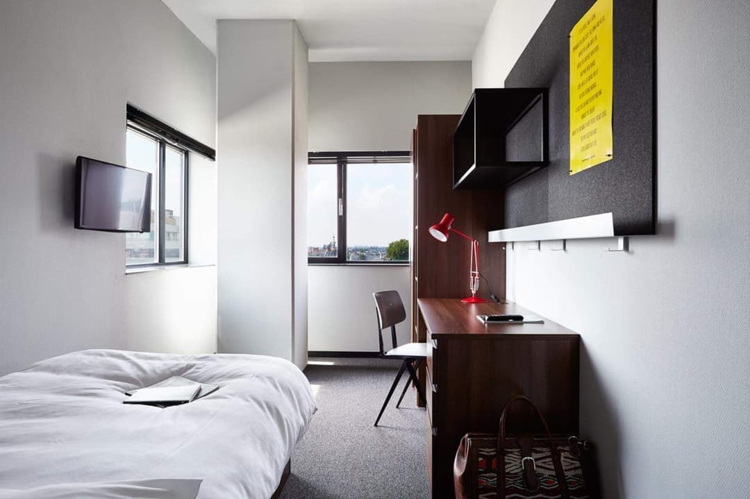 Furnished Room Wibautstraat, Amsterdam - For Rent