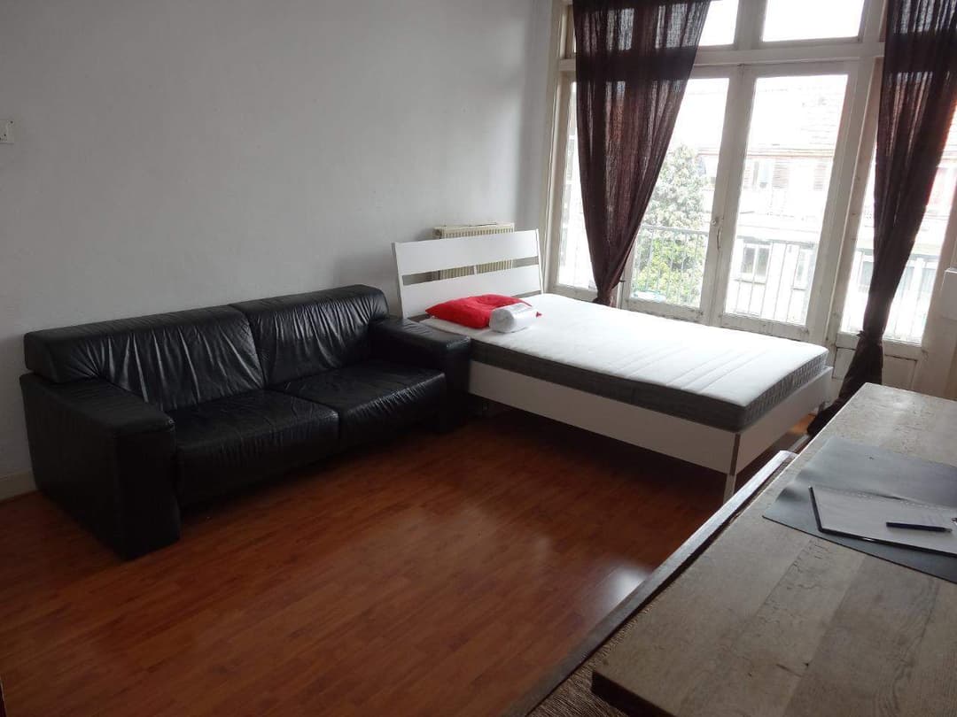 Chambre Meublée Europaplein, Amsterdam - À Louer