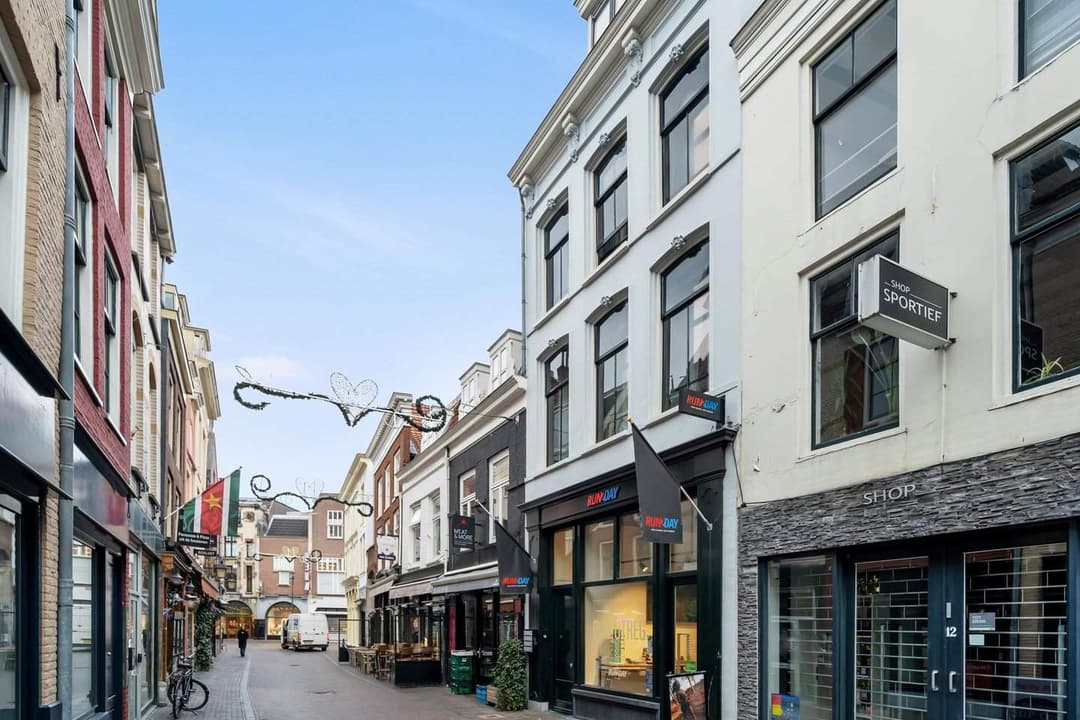 2-Slaapkamer Appartement NieuwMariastraat 10-A, Utrecht - Te Huur