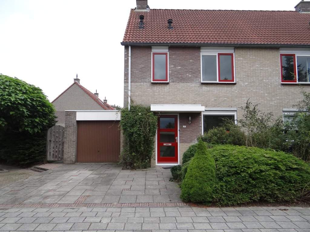 Two-Family Home Paulus Akkermanwei 218, Leeuwarden - For Rent