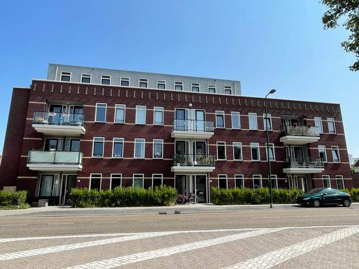 Appartement Hoge Rijndijk 151, Zoeterwoude - Te huur