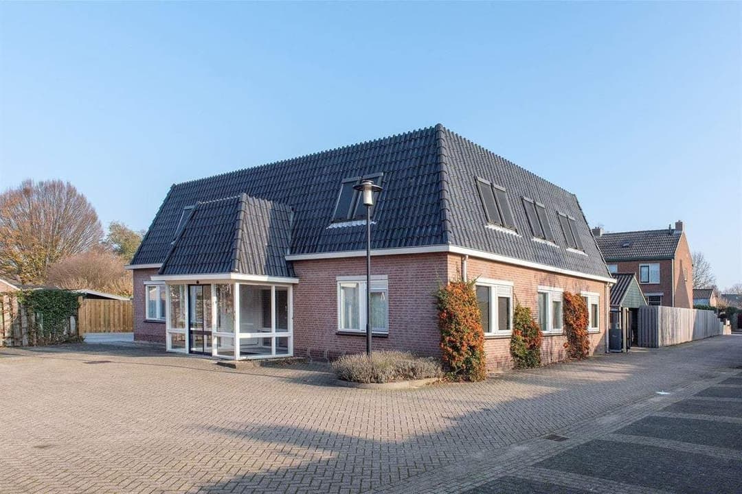 Flat Kampweg 31 B, Brummen - For Rent