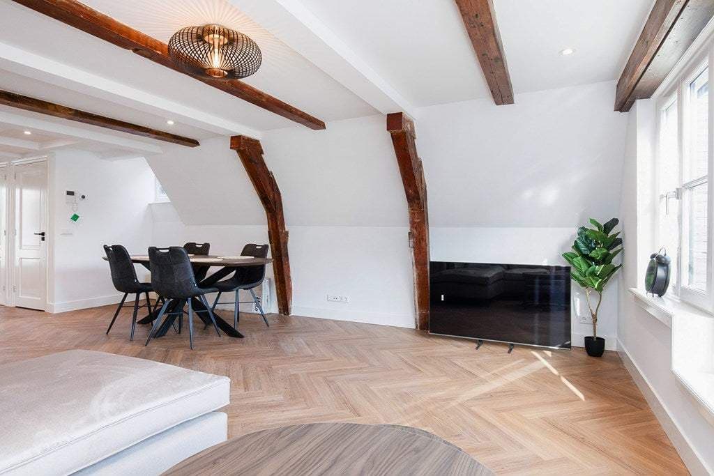 Flat Nieuwezijds Voorburgwal, Amsterdam - Te Huur