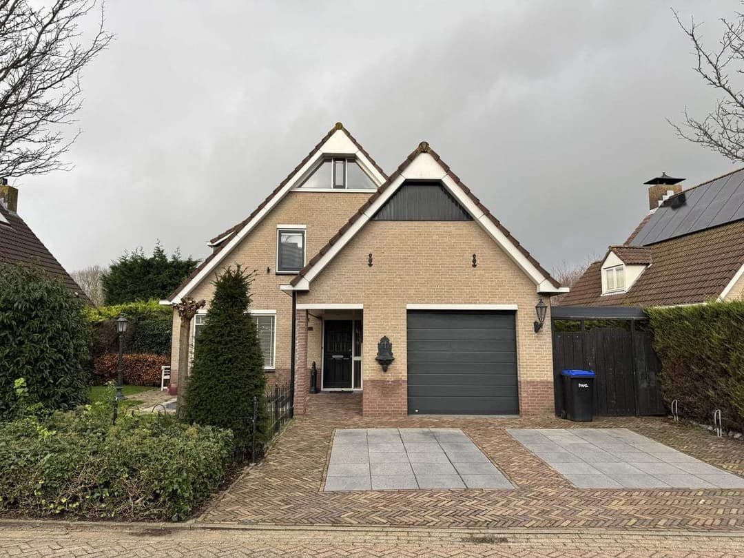 Casa Anna de Renessestraat 3, Heemskerk en Alquiler