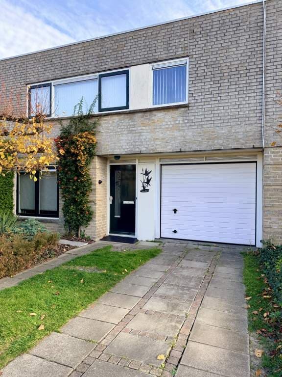 Semi-Bungalow Prinsessestraat, Geldrop - Te huur