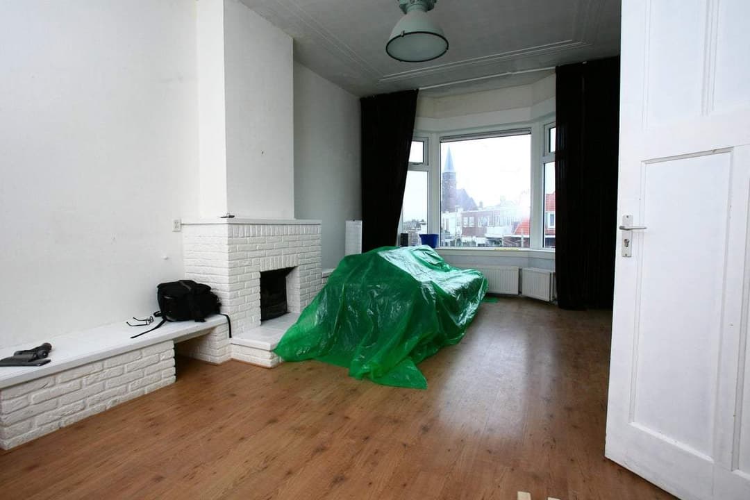 Lijsterbesplein 1927, Den Haag - Te Huur