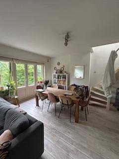 Gemeubileerde kamer aan de Churchill-laan, Amsterdam - Te Huur