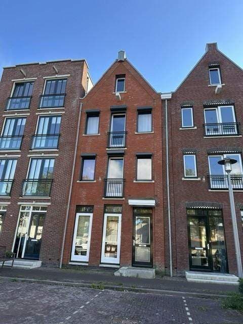 House on Prins Hendrikkade, Katwijk - For Rent