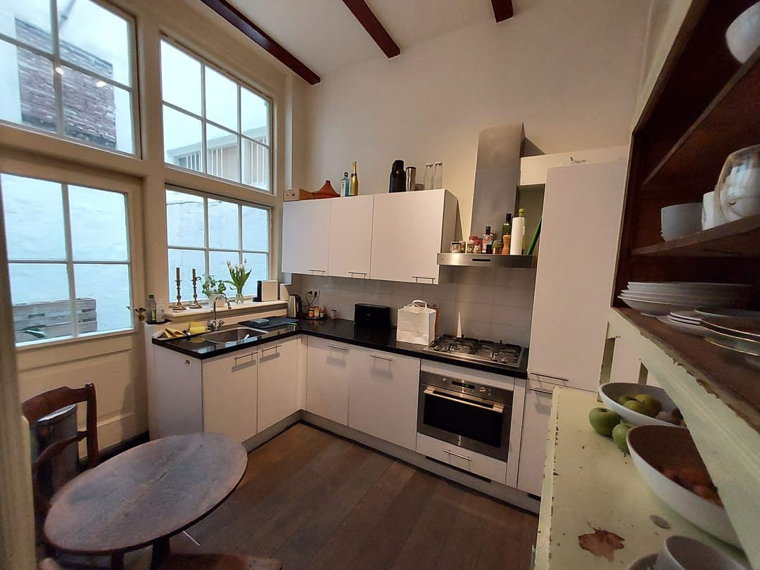 Möbliertes Zimmer Geldersekade, Amsterdam - Zu Vermieten