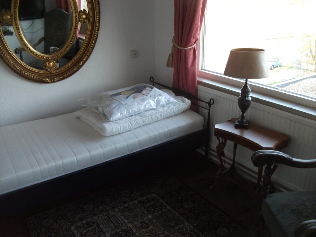Furnished Room for Rent, Vincent van Goghplein, Almelo