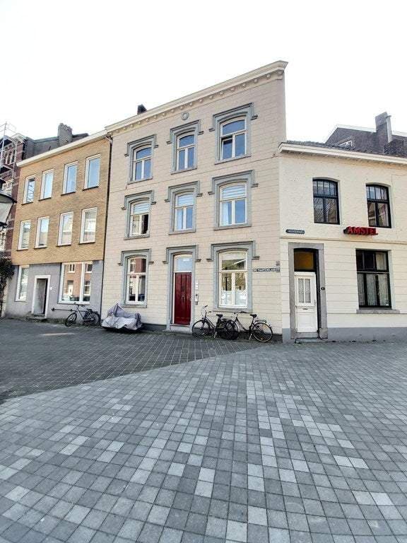 Flat Sint Maartenslaan, Maastricht - For Rent