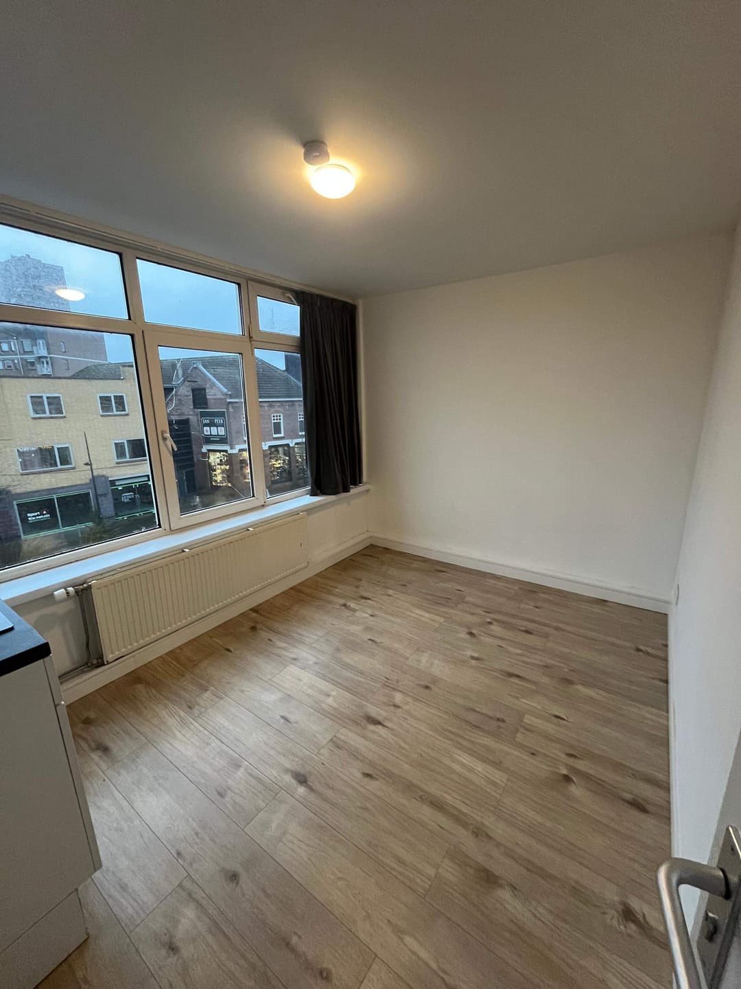 Zimmer Hoofdstraat, Emmen - Zur Miete