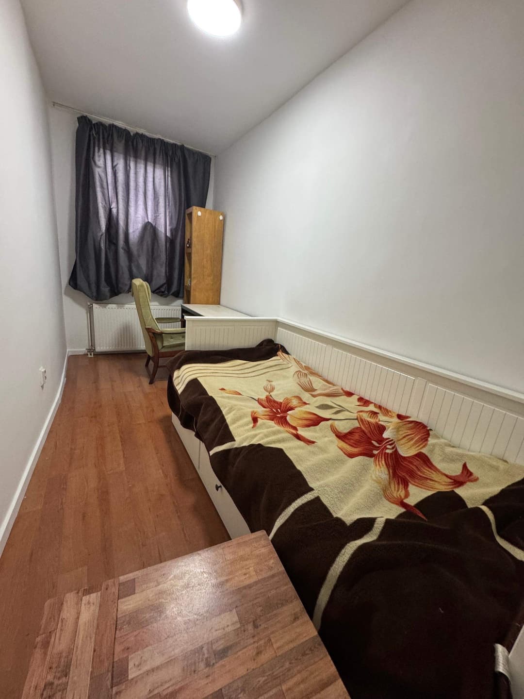 Gemeubileerde Kamer aan de Hilledijk, Rotterdam - Te Huur