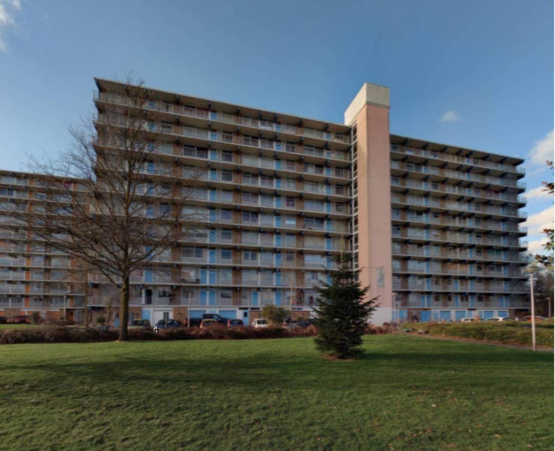 Ce studio est situé au premier étage, 171, Anne Franklaan à Purmerend, et a une surface totale de 32,6 m².
