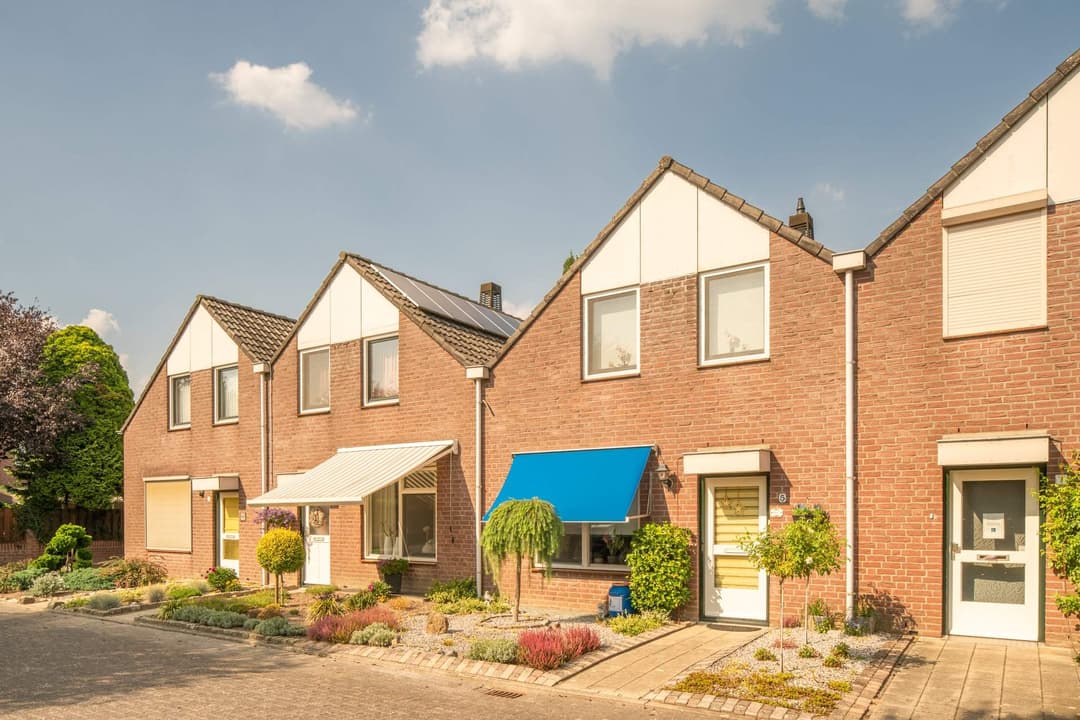 Casa esquinera Marie Notermansstraat, Helden - En Alquiler