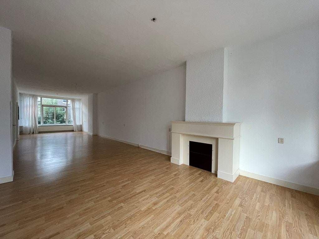Flat Burgemeester Meineszlaan, Rotterdam - Te Huur