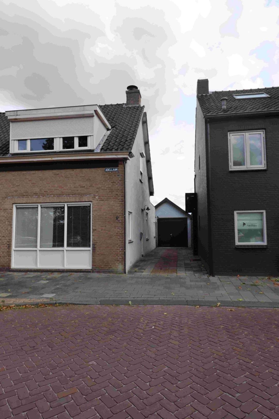 House Adellaan 2, Made - Location: À Louer