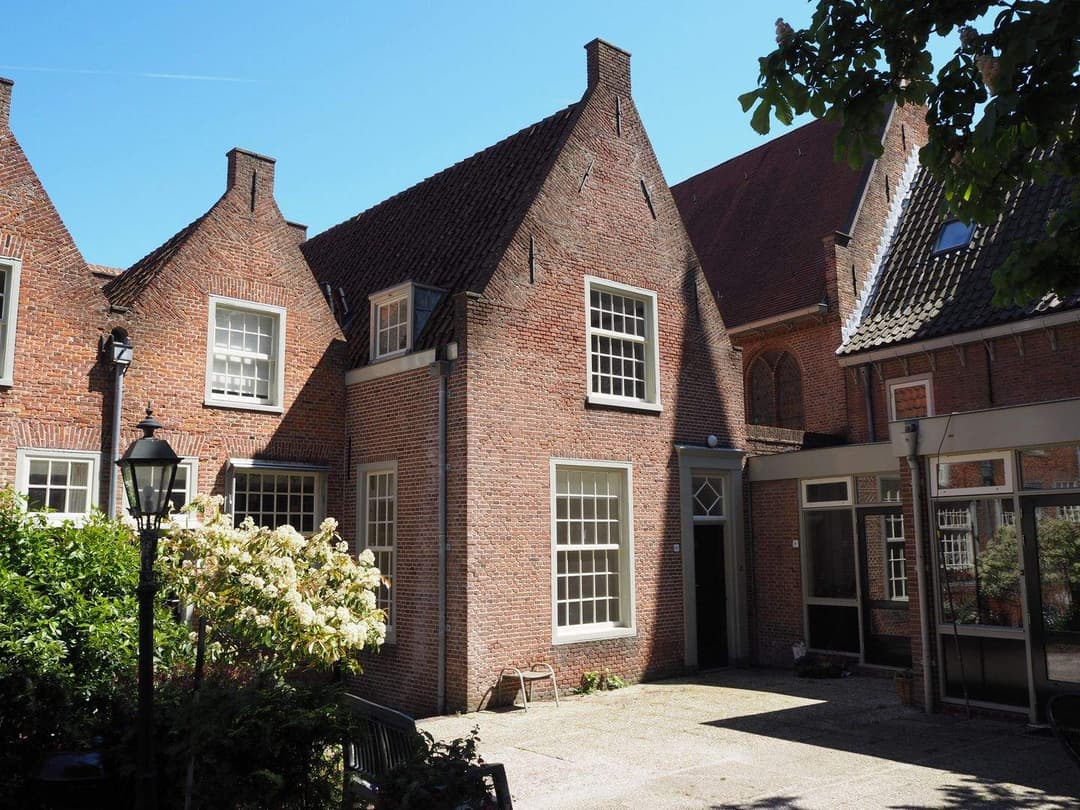 Maison Elisabeth Gasthuishof 4, Leiden - À Louer