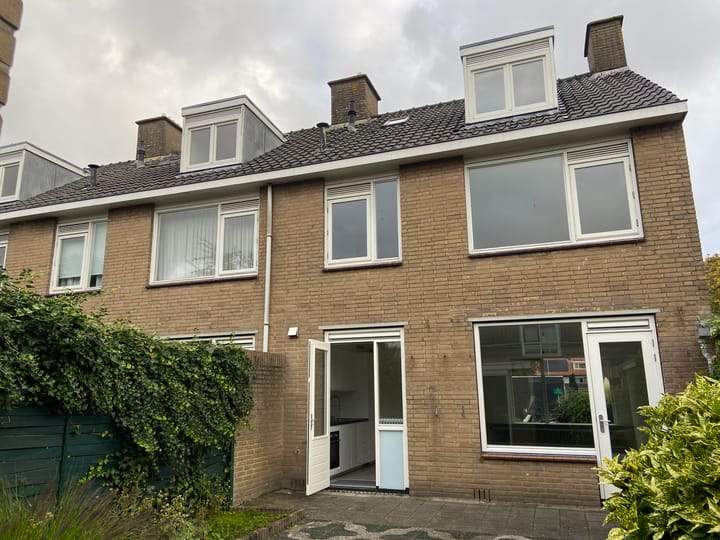 Justus van Effenstraat 16, Alkmaar - Maison d'angle familiale (5 chambres)