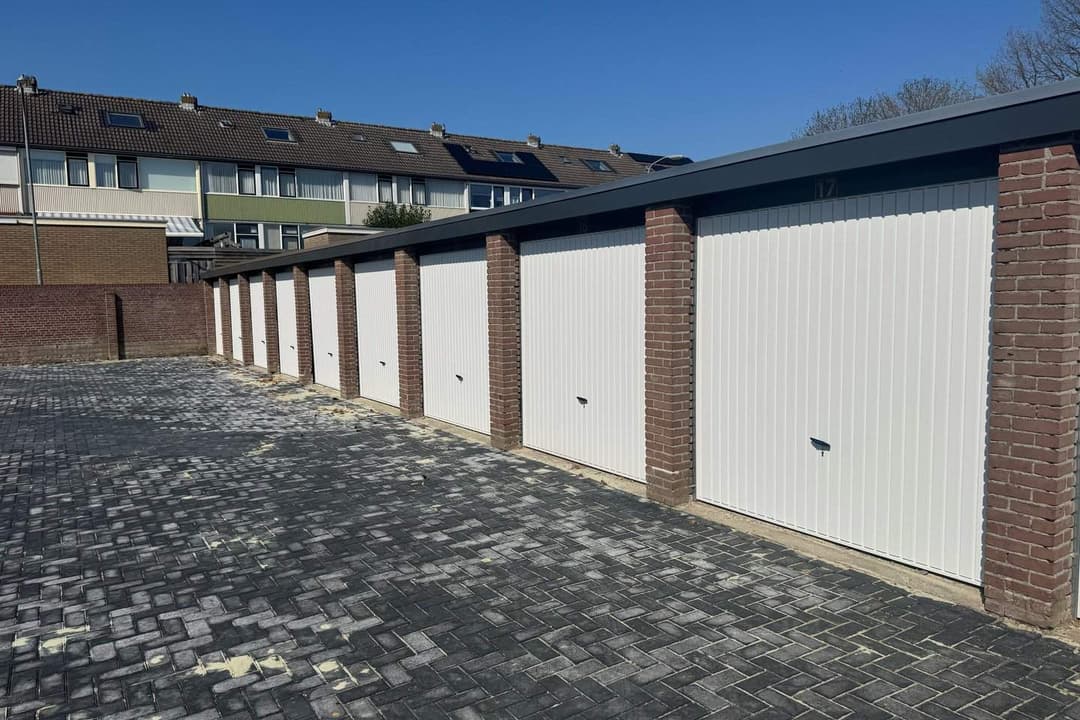 Garage Box Rijnstraat 27, Winschoten - Zu Vermieten