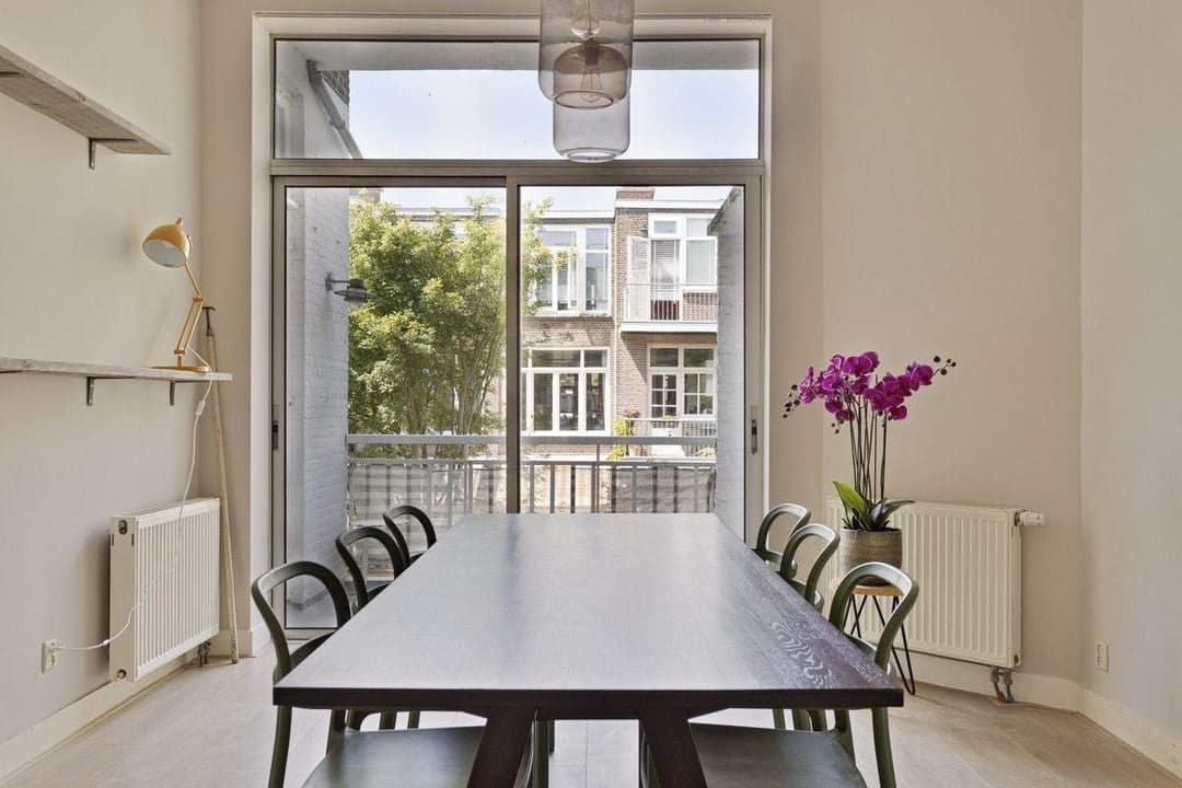 Flat Berberisstraat, The Hague (Bloemenbuurt)