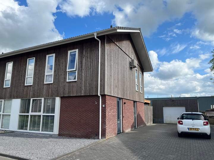 2-Under-1 Roof House at De Swetten, Drachten - For Rent