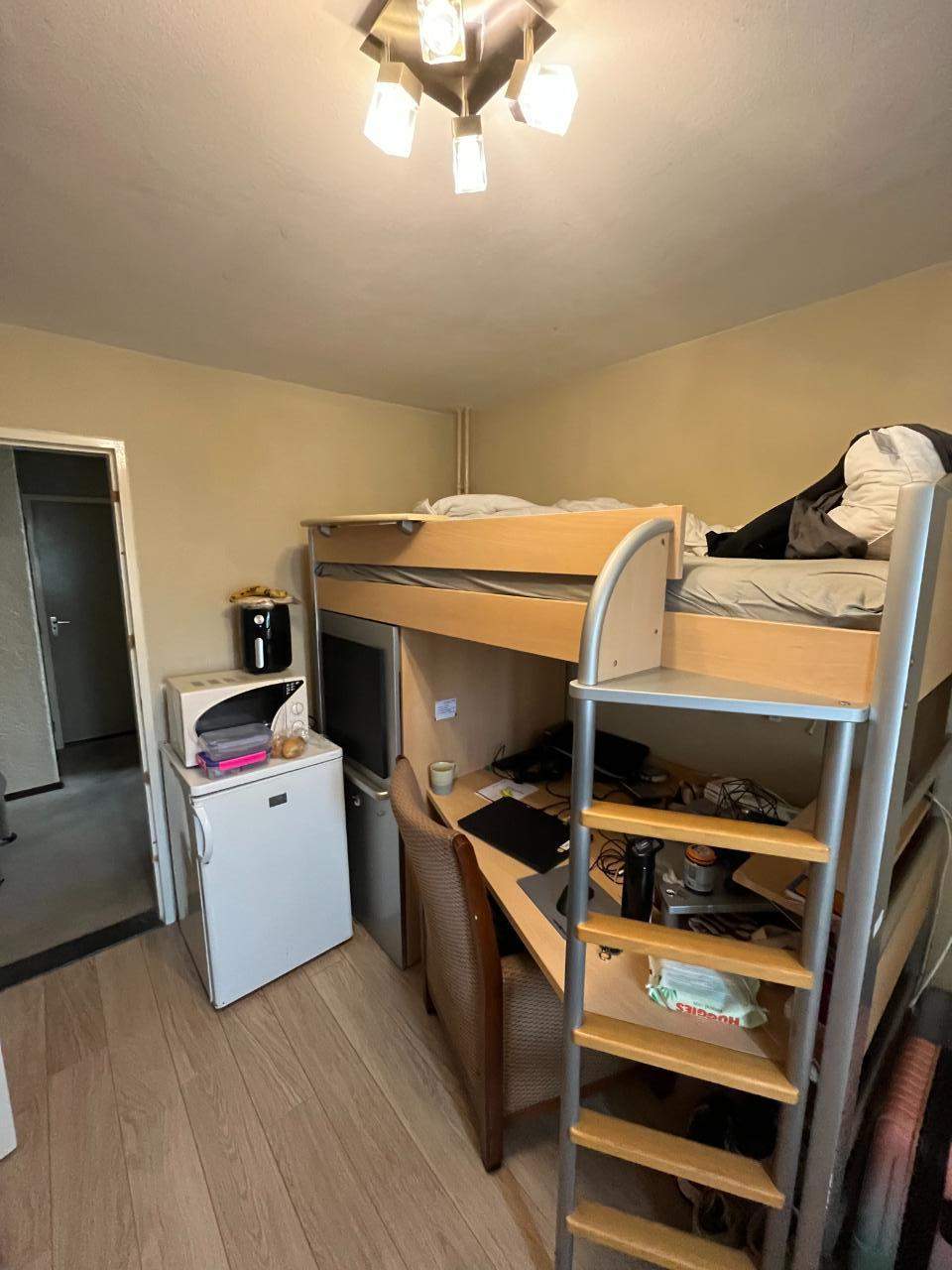 Furnished Room Mozartlaan, Helmond - For Rent