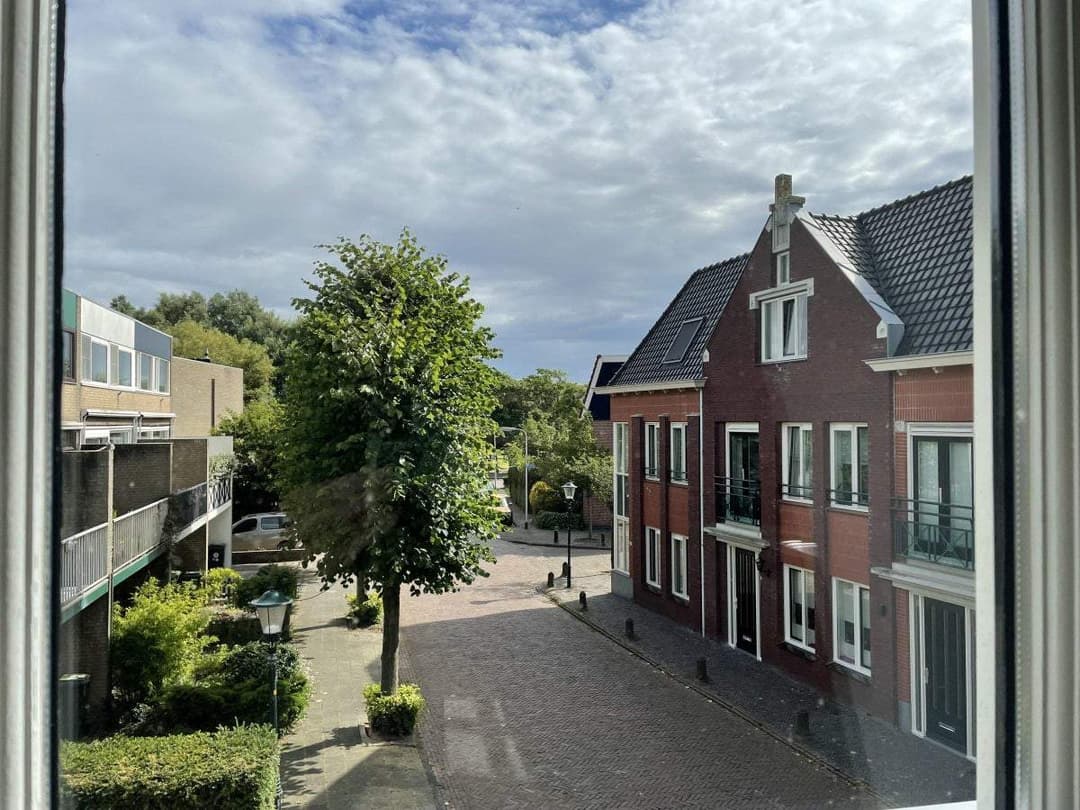 Flat Voorstraat, Noordwijk - For Rent