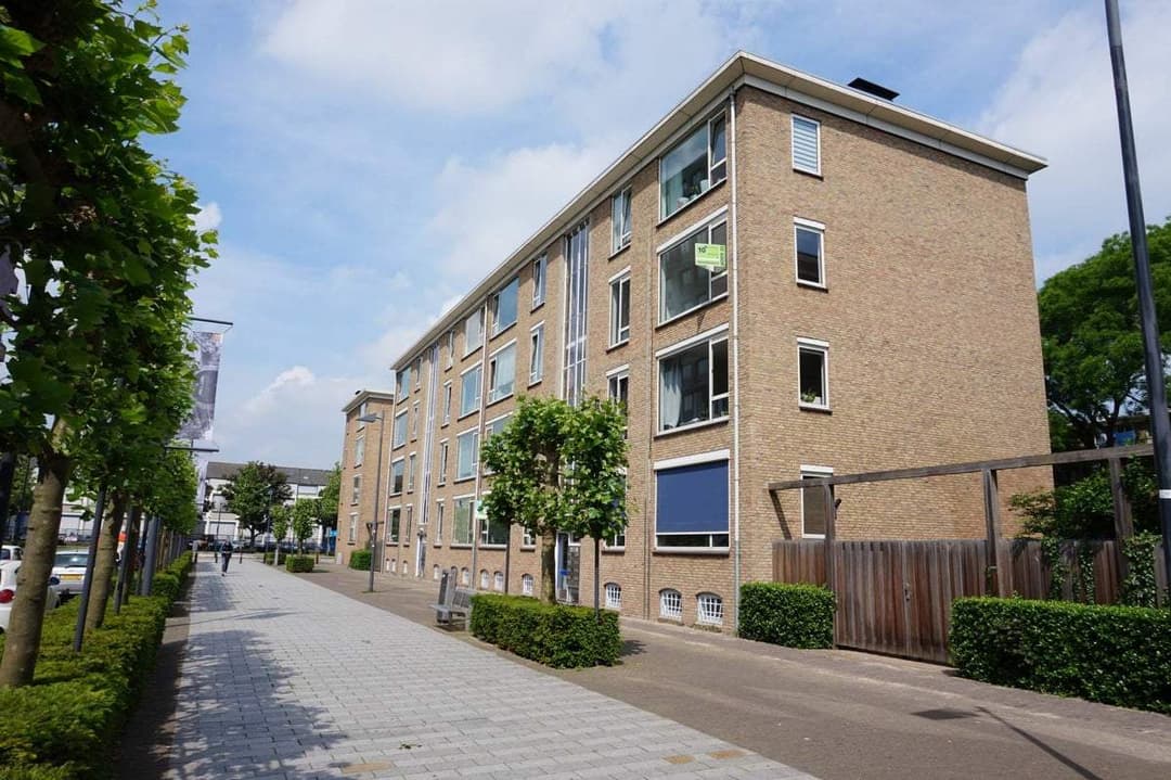 Appartement Leeghwaterlaan, Den Bosch - À Louer