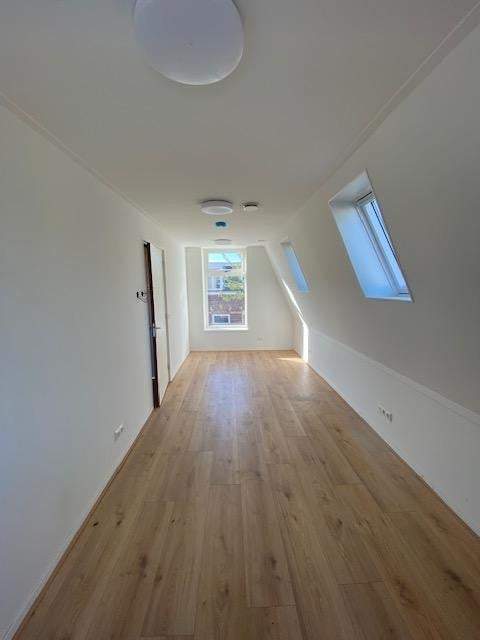 Studio Willem Loréstraat 43, Leeuwarden - Te huur