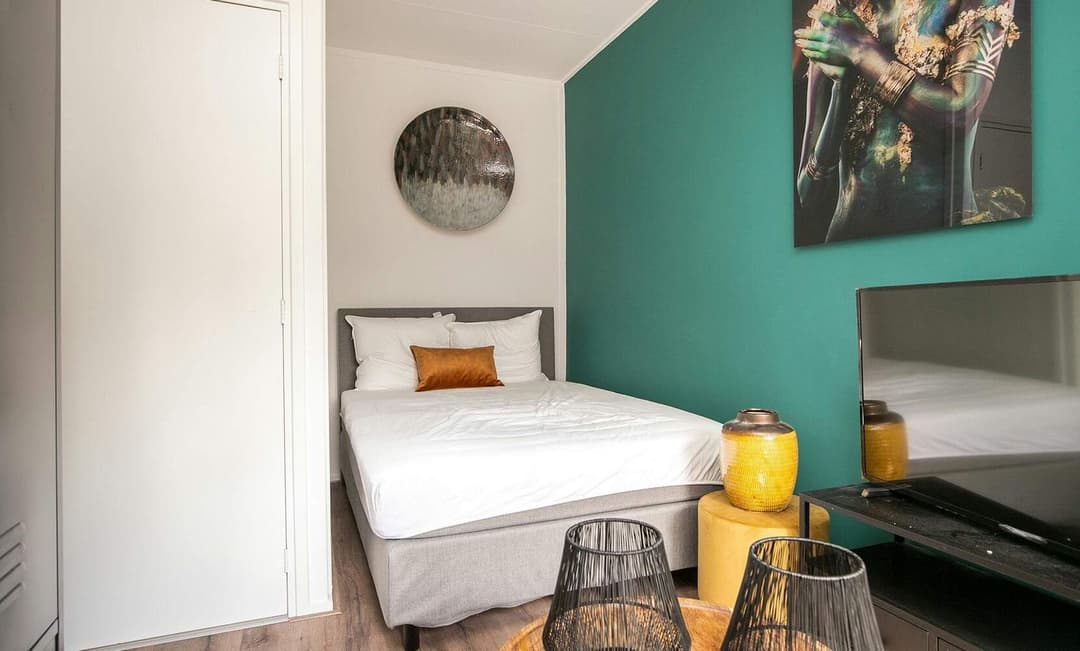 Kamer in Hogenbanweg, Rotterdam - Te Huur