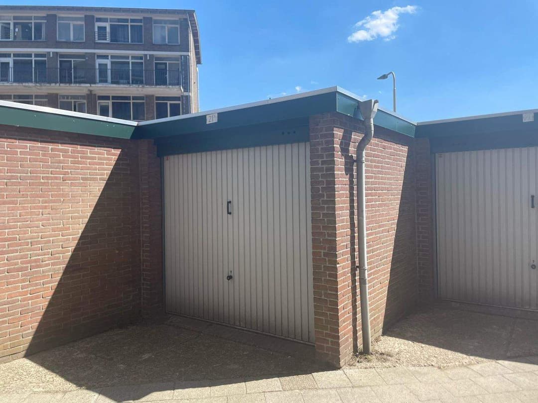 Garagebox Don Boscostraat 21-A, Tilburg - For Rent