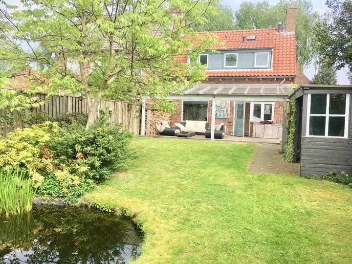 Corner House Nieuwstraat, Teteringen - For Rent