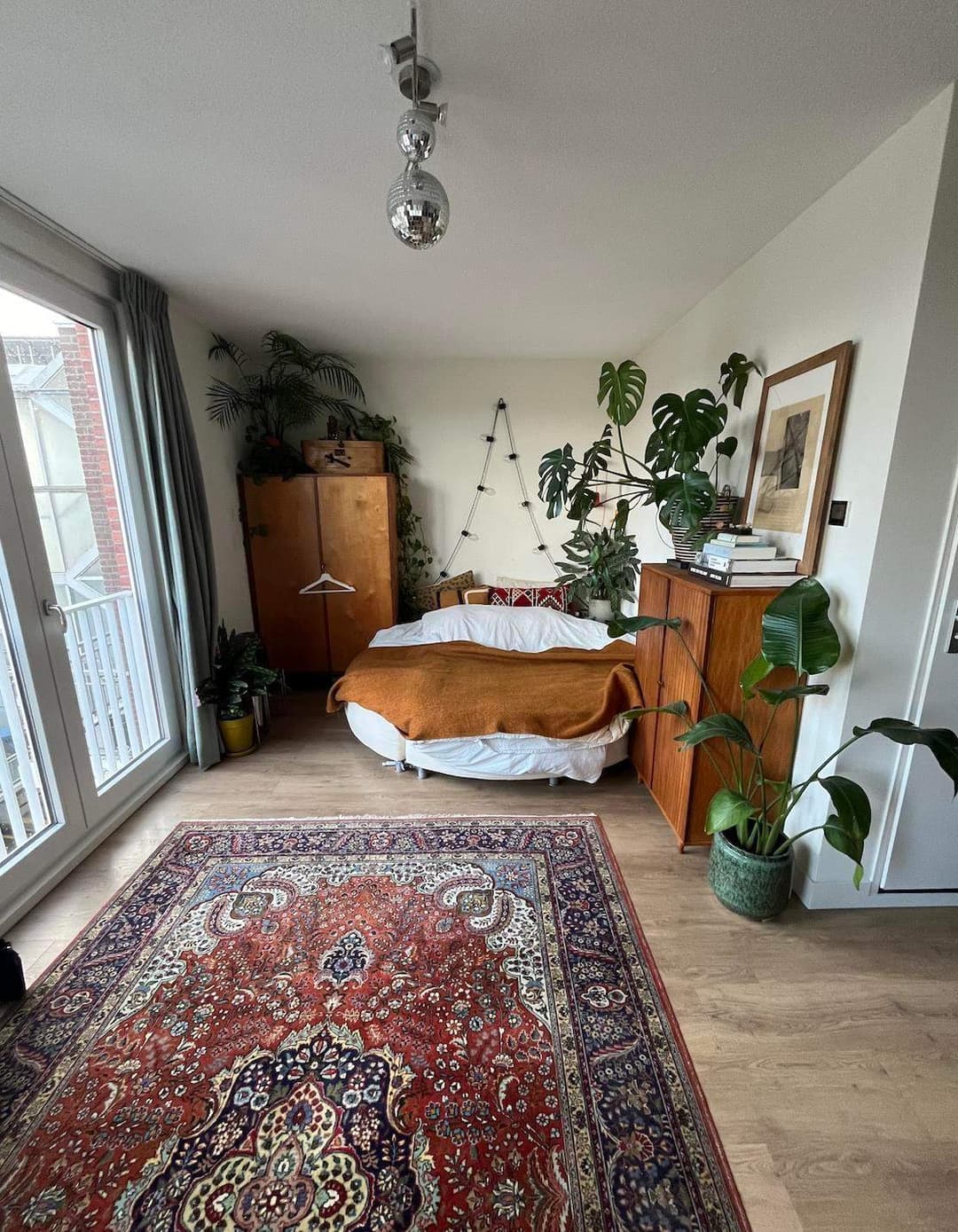 Gemeubileerde studio, Trompstraat, Den Haag - Te Huur