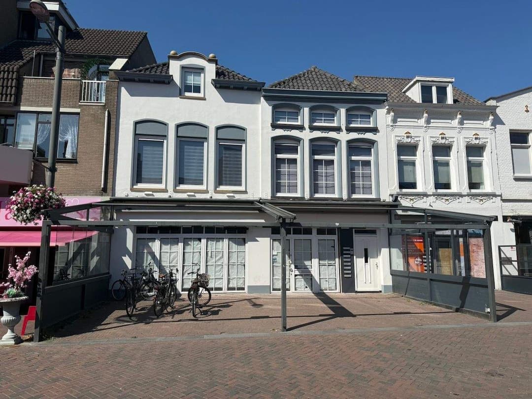 Markt 42-A, Roosendaal - Studio Apartment